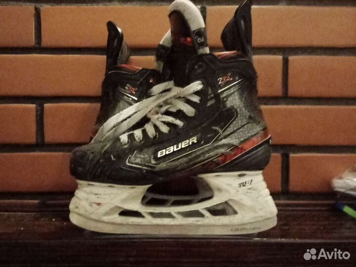 Хоккейные коньки bauer vapor 2x
