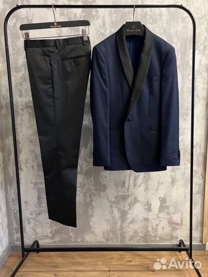 Смокинг Cacharel