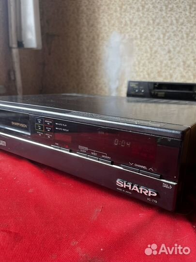 Магнитофон Sharp VC-779E