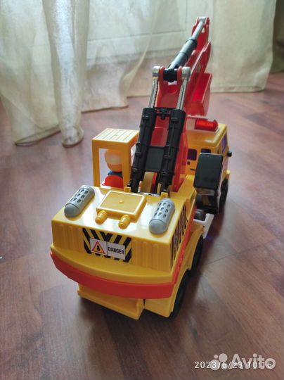 Экскаватор детский