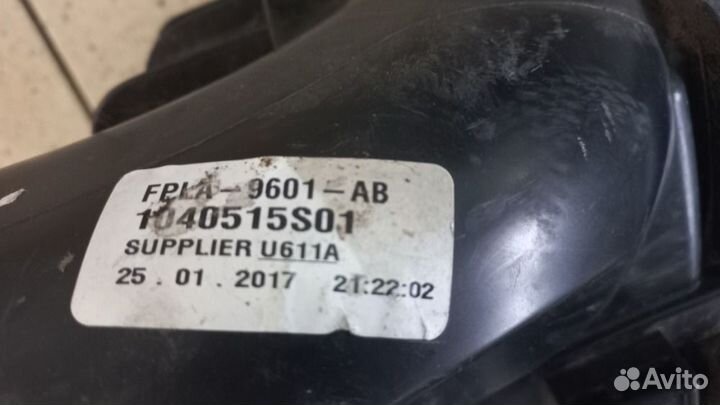 Корпус воздушного фильтра левый Land Rover Range