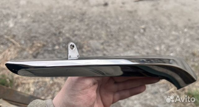 Нижняя накладка хром правого зеркала Lexus Rx 4