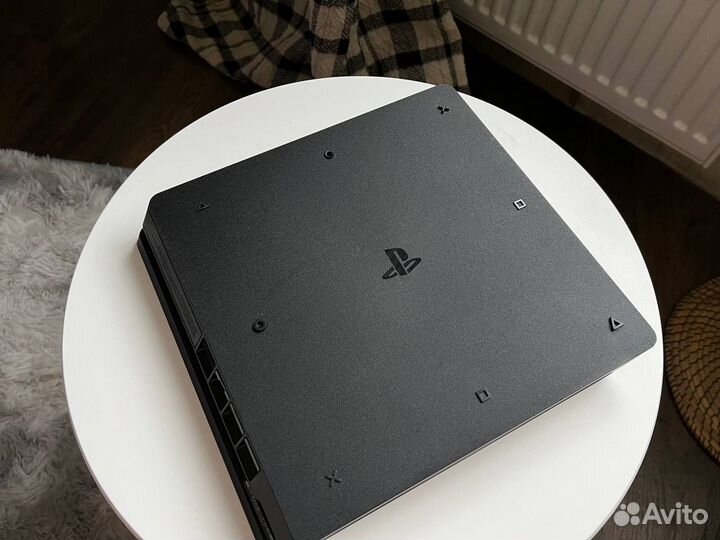 Sony PlayStation 4