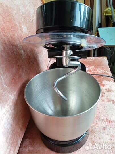 Миксер планетарный Мarta