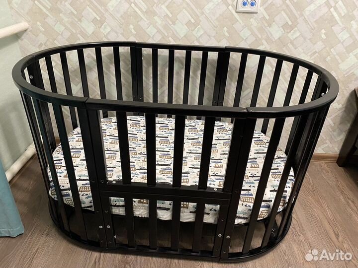 Кроватка трансформер с маятником