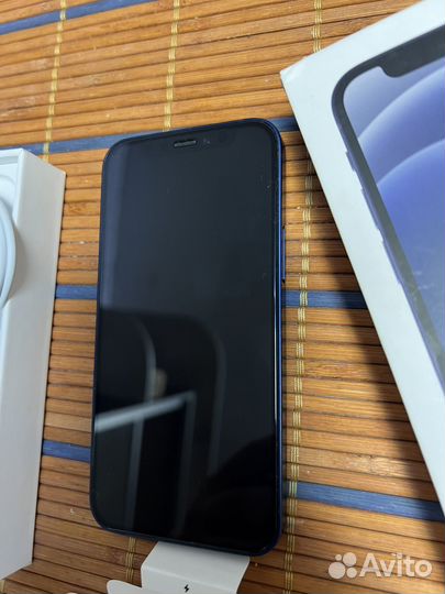Телефон iPhone 12 mini