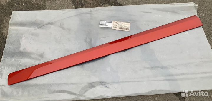 Молдинг передней правой двери Datsun Mi-Do