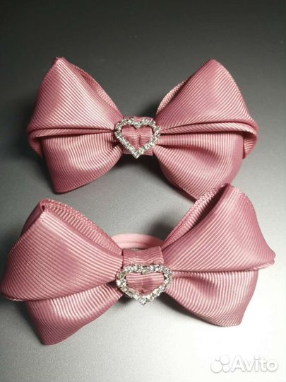 Комплект в школу- резиночки и брошь