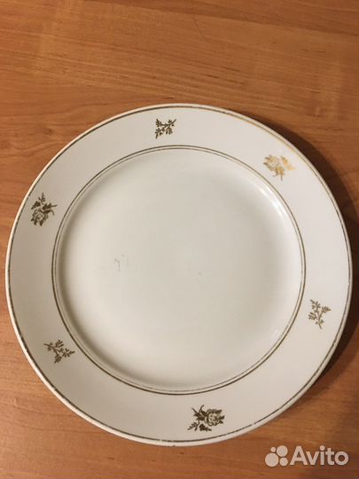 Тарелка большая фарфор СССР