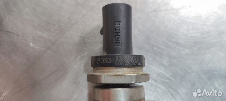 Топливная рампа bmw N20 N26 1353758541109