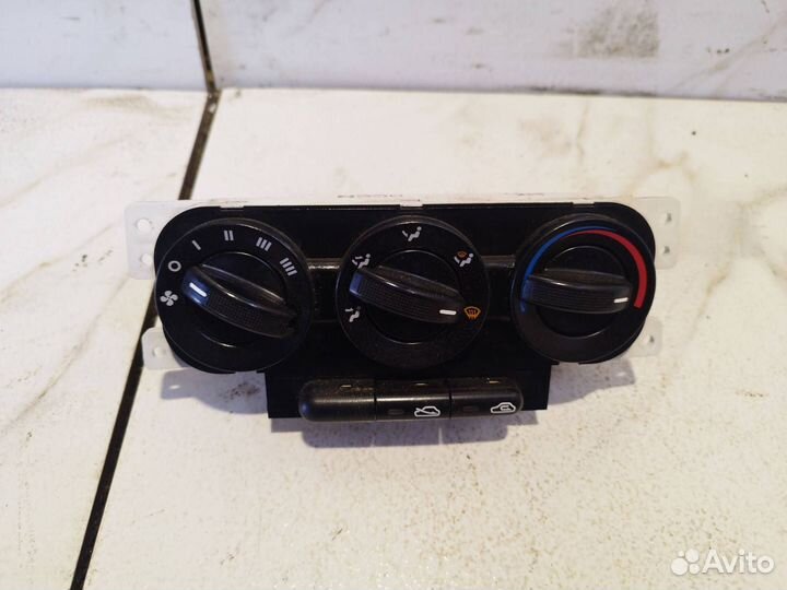 Блок управления печки/климат-контроля Hyundai-Kia