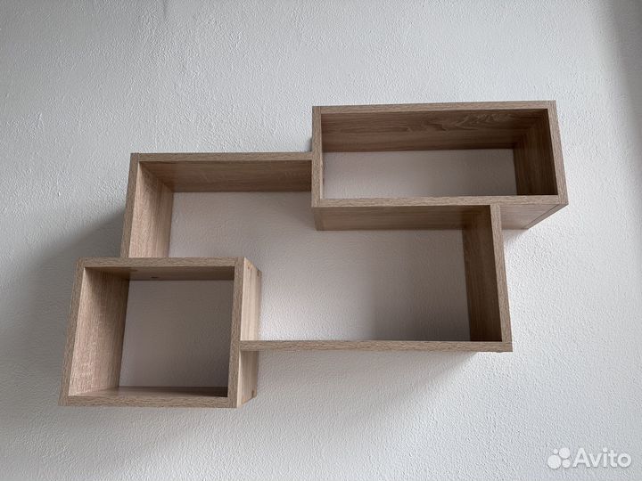 Полка настенная 89 на 55 см