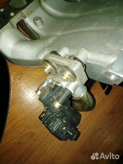 Коллектор впускной Грейт Вол Дир 2.2 МКПП 2006г