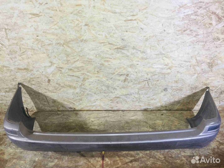 Бампер задний Nissan Avenir W10 Золотоцарапины