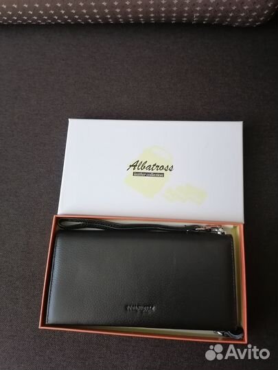 Кожаный кошелёк-портмоне