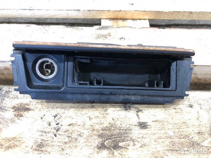 Пепельница Bmw 6 E63 N62B44 2004