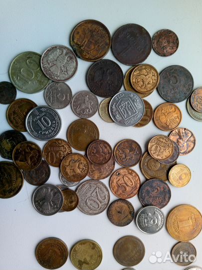 Монеты и купюры