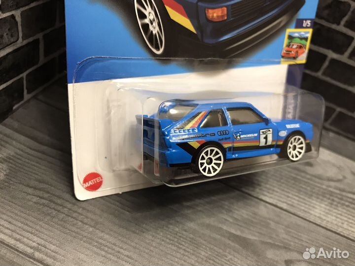 Hot Wheels audi Sport Quatro (синий)
