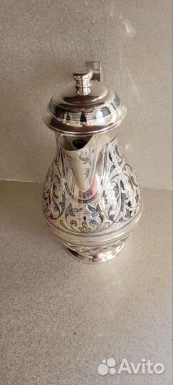 Серебряный кувшин