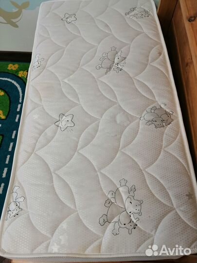 Кроватка детская с матрасом бу