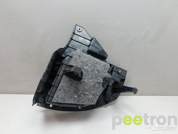 Б/У Б/У Обшивка багажника б/у Левая. 6499778011