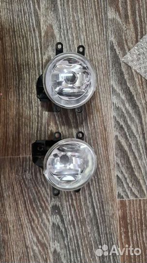 Противотуманная фара Toyota 1331403BPL