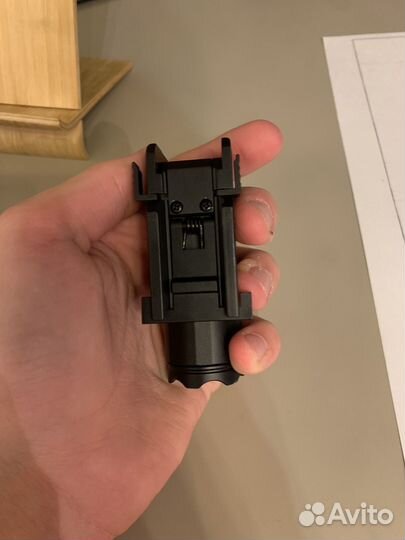 Фонарь подствольный