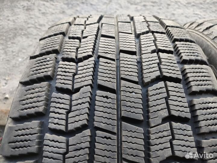 Goodyear Ice Navi Zea 235/50 R17