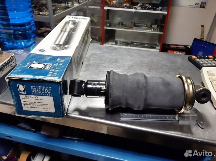 942890 Амортизатор mercedes кабины задний (пневмо)