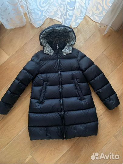 Пуховик Moncler женский