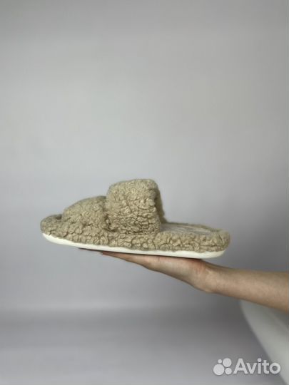 Женские домашние тапочки