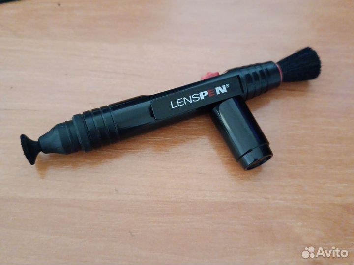 Чистящий карандаш для оптики lenspen