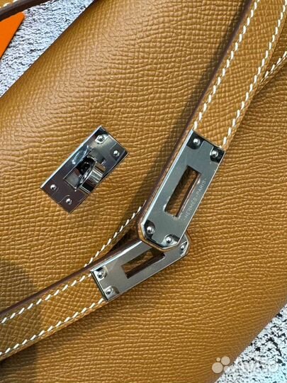 Сумка Hermes Kelly Pochette 22