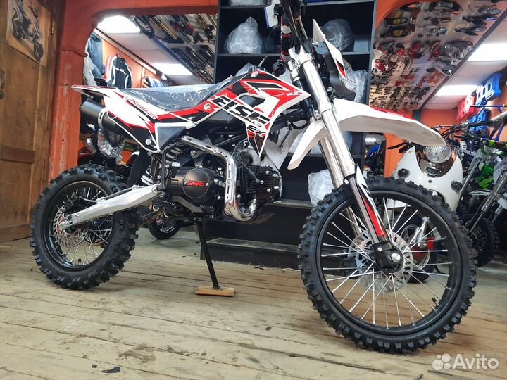 Питбайк BSE EX125 со шлемом