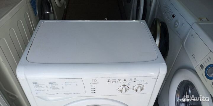 Стиральная машина Indesit 5 кг