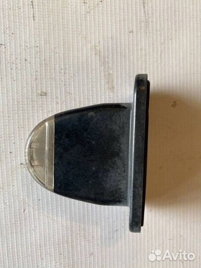 Фонарь подсветки номера Volkswagen Passat