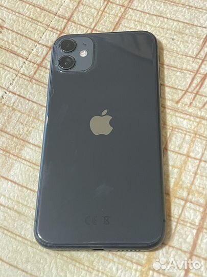 iPhone 11, 64 ГБ