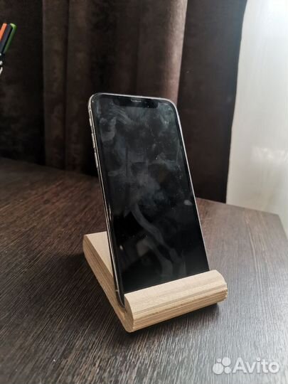 iPhone Xs, 64 ГБ