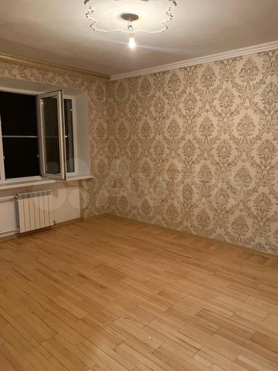 3-к. квартира, 64 м², 3/5 эт.