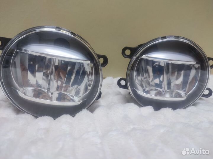 Противотуманные фары Toyota/Lexus