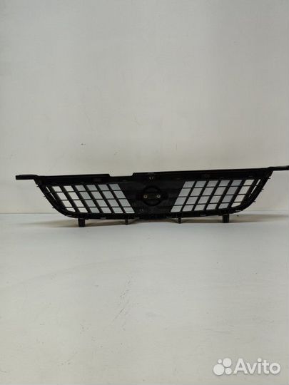 Решетка радиатора передняя Nissan Sunny FB15 1999