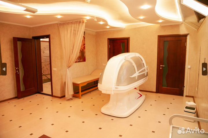 Крупный медицинский центр со спа-комплексом