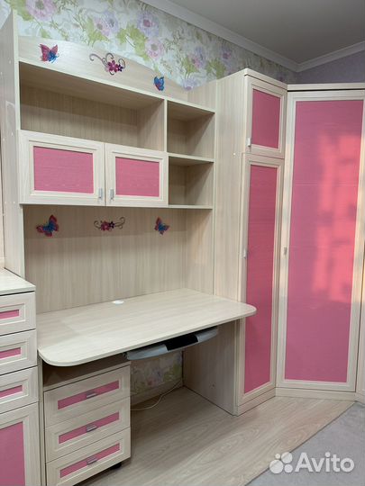 Мебель в детскую для девочки