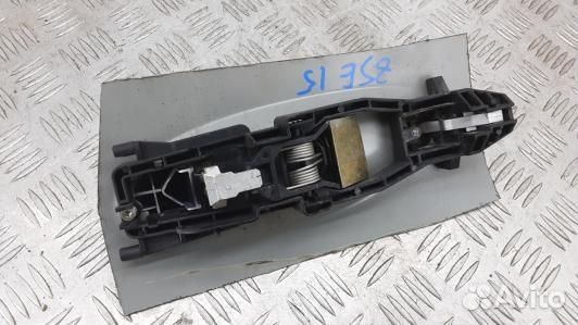 Ручка наружная передняя правая mercedes benz C-cla