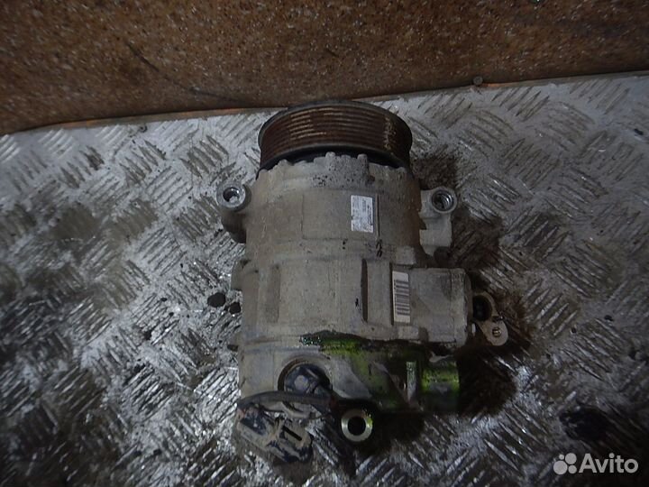 Компрессор кондиционера Land Rover Discovery III