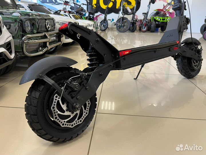 Электросамокат Midway Amix Pro 2000W