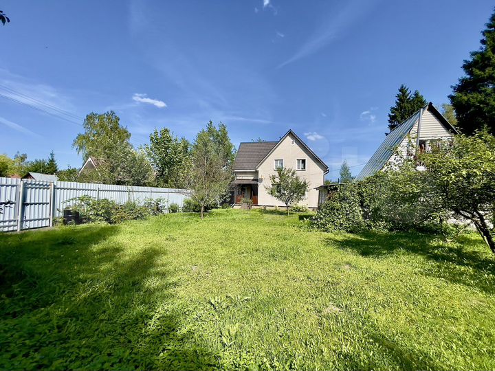 Дом 170 м² на участке 15 сот.