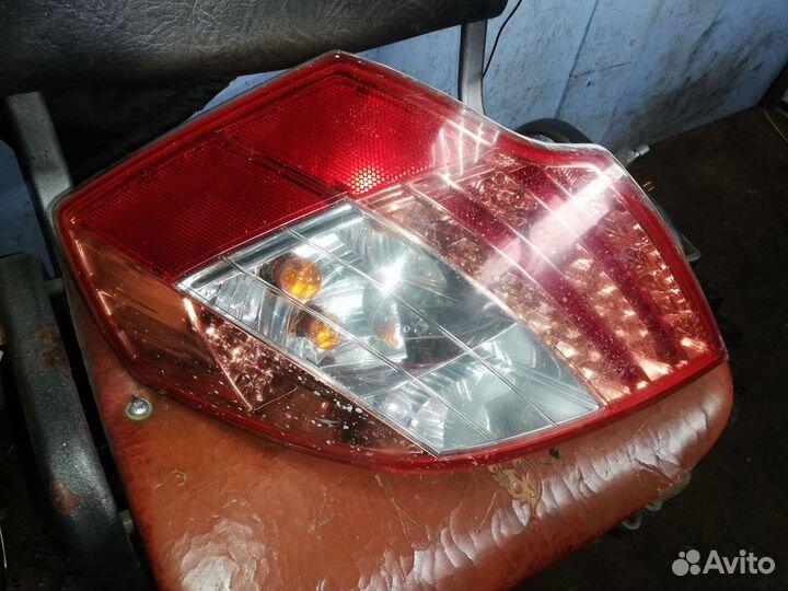 Фонарь задний Джили Эмгранд EC-7