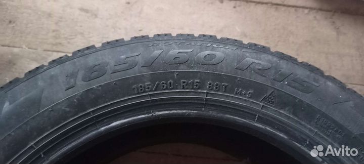 Pirelli Ice Zero 185/60 R15