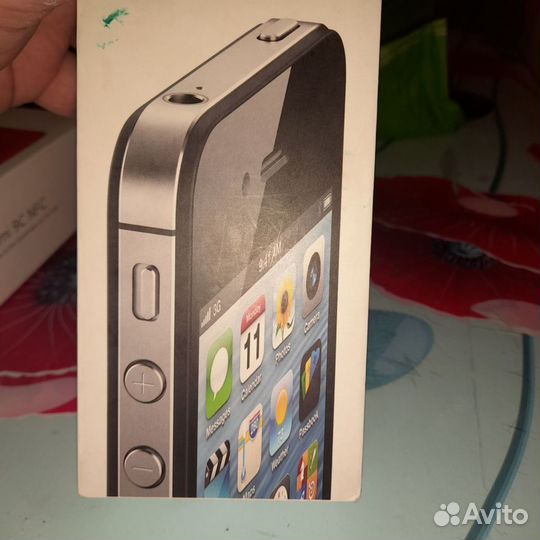 Коробка от iPhone